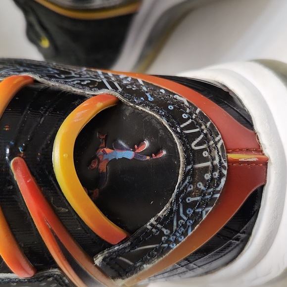 Nike Lebron VIII QS Tune Squad sneakers (mens size 9) - Picture 10 of 16